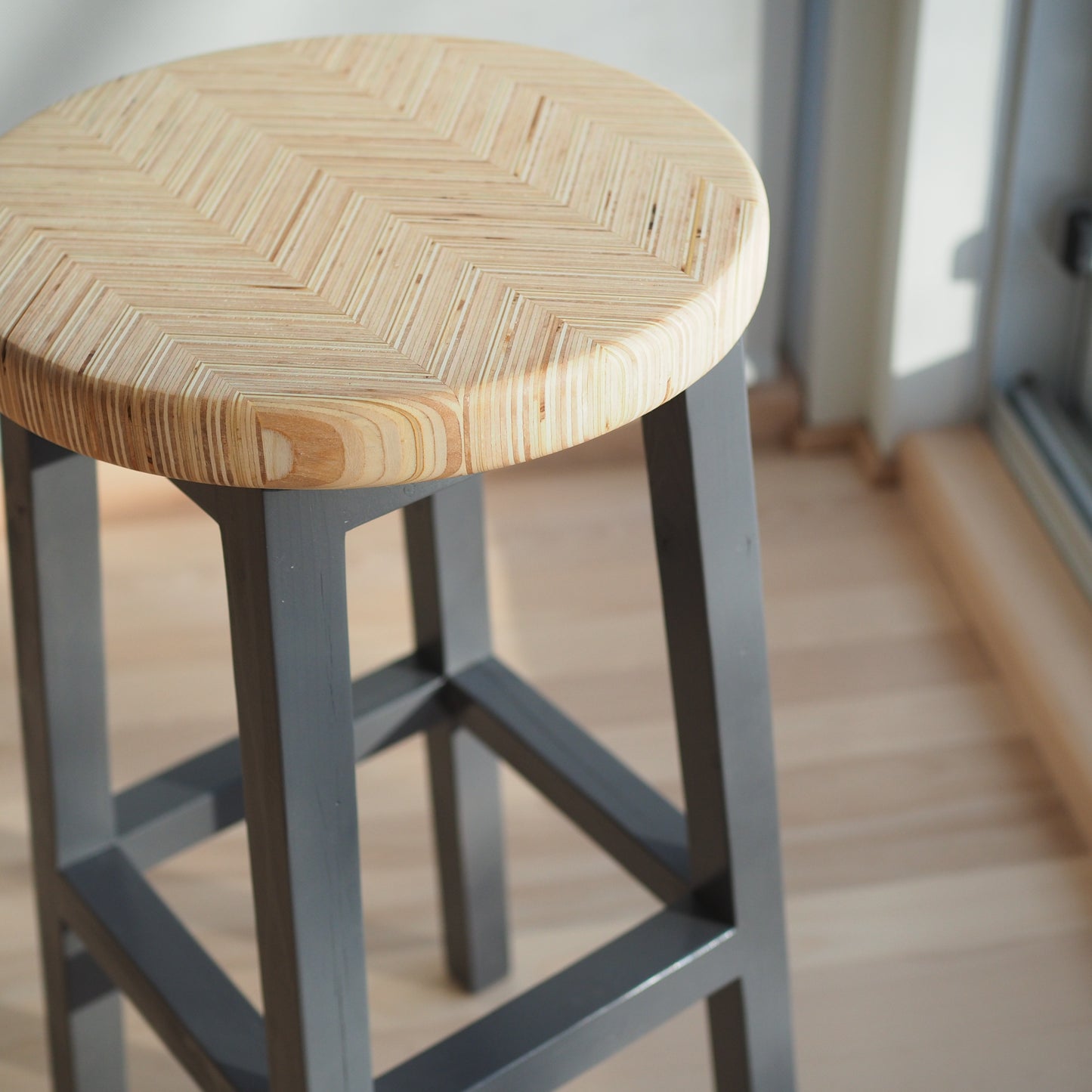 Chevron Pattern Bar Stool | Build Plans