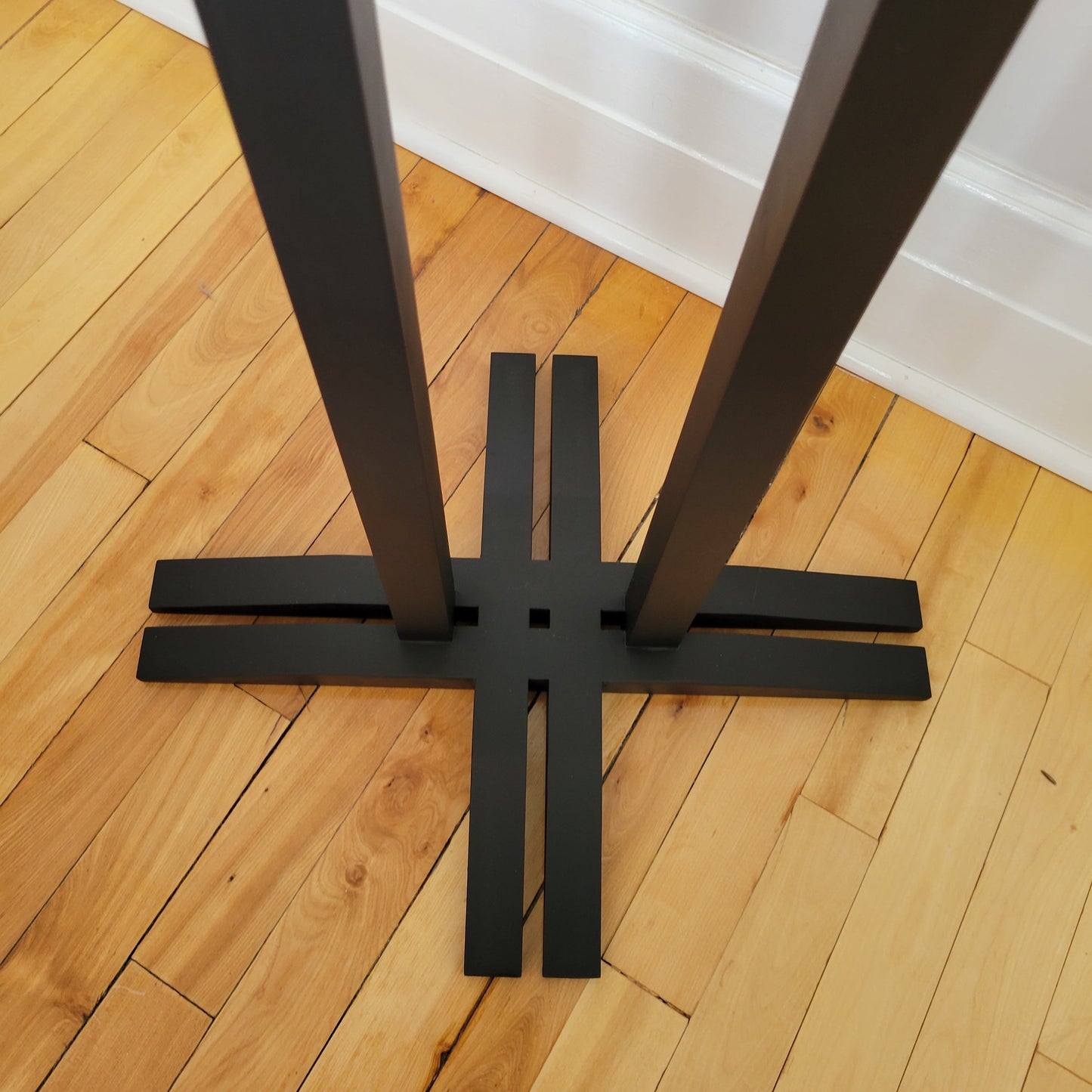 Modern Free Standing Coat Rack | Build Plans