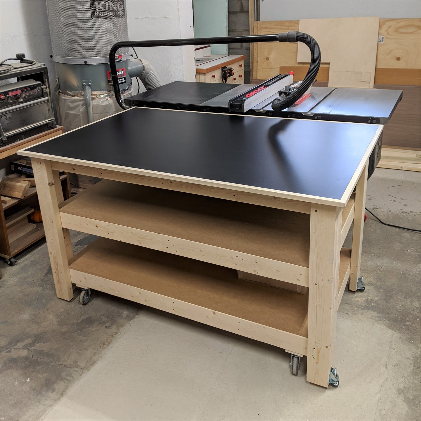 Mobile Workbench / Outfeed Table | Build Plans