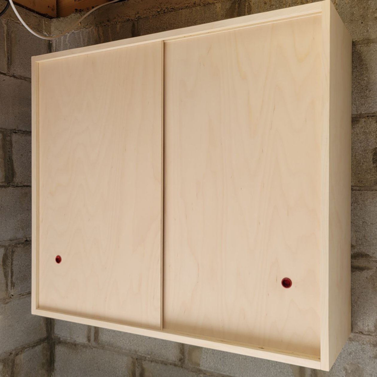 Wall Cabinet With Sliding Doors | Build Plans